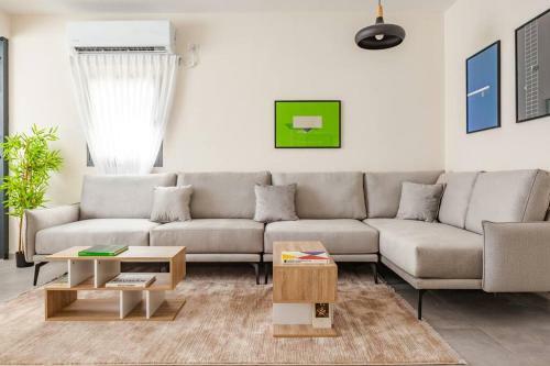 Apartamento ?newly Renovated, Spacious 2br? #bugrashov_life?