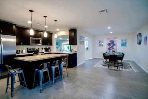 Stunning N Phx Home With Htd Pool And Gameroom