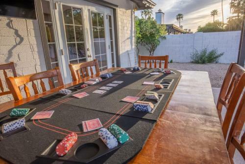 Stylish Resort-style Must See Home With Pool