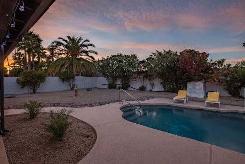 Stylish Resort-style Must See Home With Pool