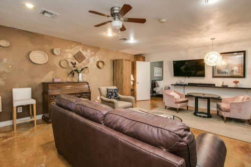 Charming 1-bdrm Guesthouse In Historic District