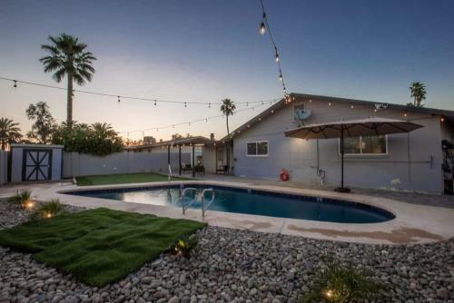 Modern Tempe Gem W Sparkling Pool And Game Room