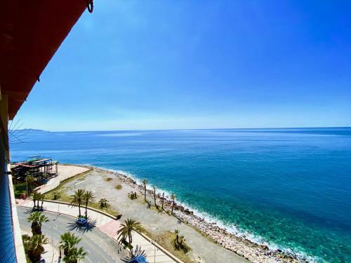 Precioso Apartamento En Primera L�nea de Playa