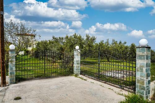 Elia Maisonettes, Sea & Valley Views, 2 Bdrms