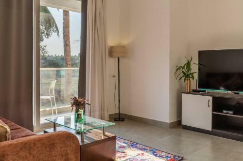 Apartamento 1br Calangute Nr Beach Pool Gym & Sunsets