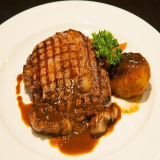 Hotel All Seasons Bangkok Huamark
