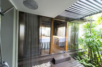 Hotel Layana Resort & Spa