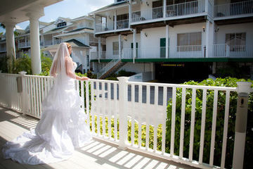 Holiday Inn Hotel & Suites Harbourside