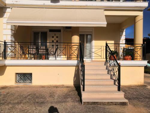 Philoxenia Apartments