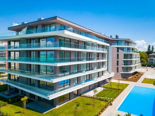 Mf Coral 64 Premium Apartment