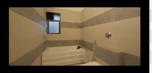 The Retreat-glasshouse 4bhk Villa