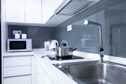 Apartamento Almas Suites Puteri Harbour @ Uha