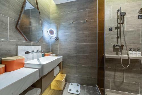 Atour Hotel Kunming Economic Development Zone