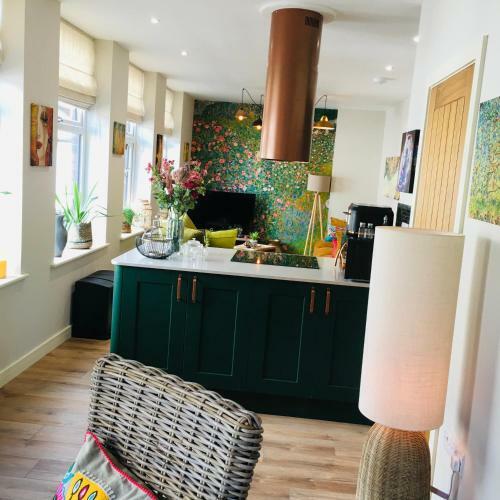The Art Attic A Stylish Boutique Apartment