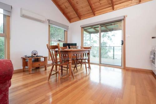 Apartamento Tranquility Gardens Cabin Retreat 1 Bedroom