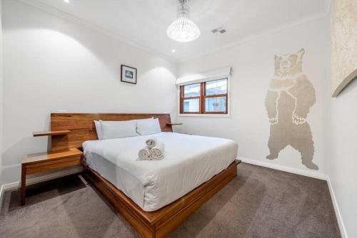 Inner-city Comfort & Charm / Narrabundah