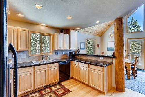 Perfect Luxury Getaway In The Mountains - Halcyon