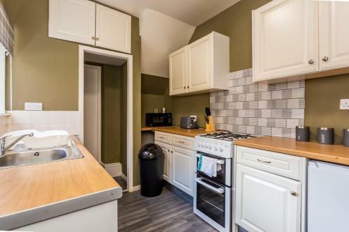 Apartamento ?lovely 2 Bed Flat ? Wifi ? Nr Avondale Park?