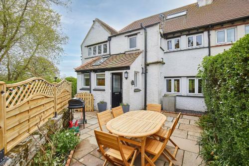 Host & Stay - Highmoor