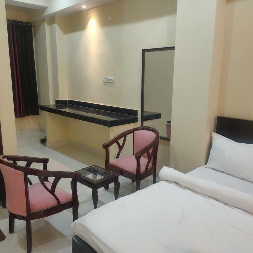 Hotel Holiday Inn By Wb Inn