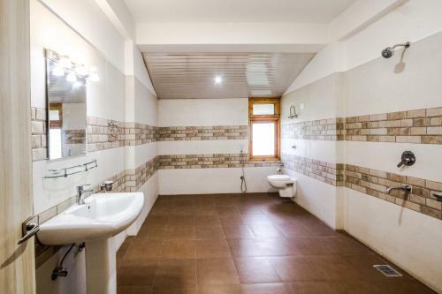 Villa Saffronstays The Mont Arcadia