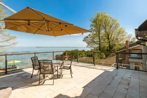 Villa Luxury Lake Simcoe Waterfront Cottage