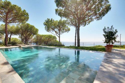 Villa Emilia Con Infinity Pool