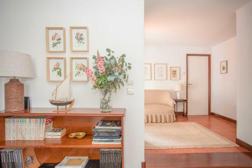 Liiiving In Moledo - Beach & Garden Villa