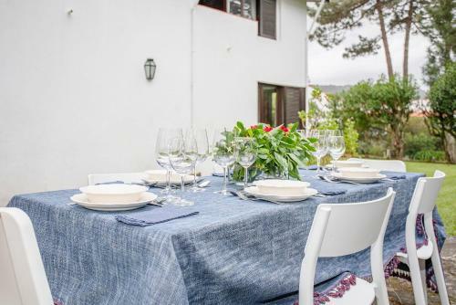 Liiiving In Moledo - Beach & Garden Villa