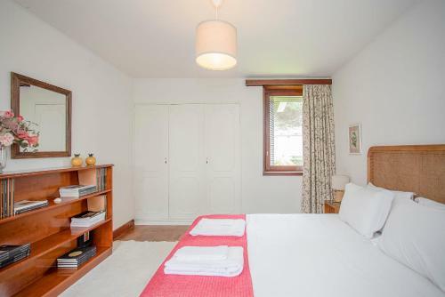 Liiiving In Moledo - Beach & Garden Villa