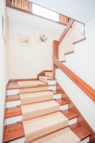 Liiiving In Moledo - Beach & Garden Villa