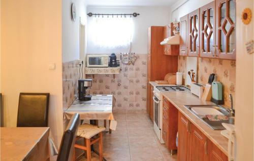 Holiday Home Majus Utca-balatonlelle