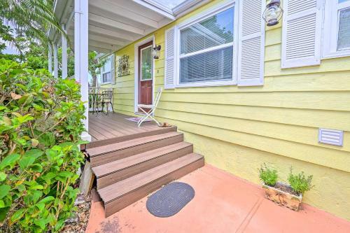 Colorful Ellenton Escape With Lanai And Pond View