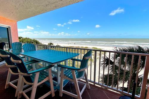 Beach Cottage 1208