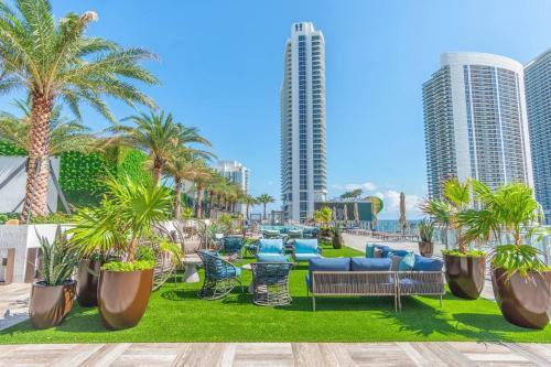 5 Amenities Luxury 1br Front Intracoastal View Balcony Infinity Edge Pool