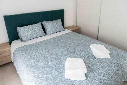 Modern Spacious Apartment Located In Piraeus (B8)