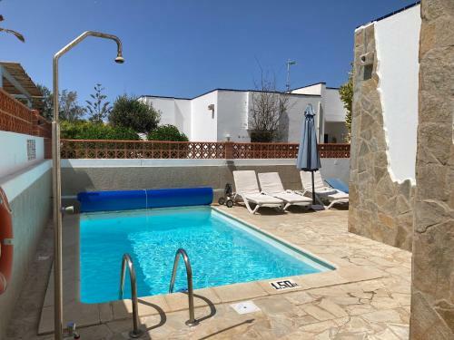 Villa Beach House With The Pool Next To Rocky Point
