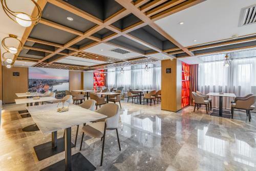 Atour Hotel Xian Hujia Temple