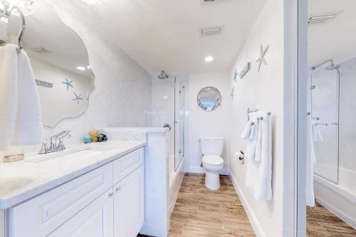 Madeira Beach Yacht Club 329b