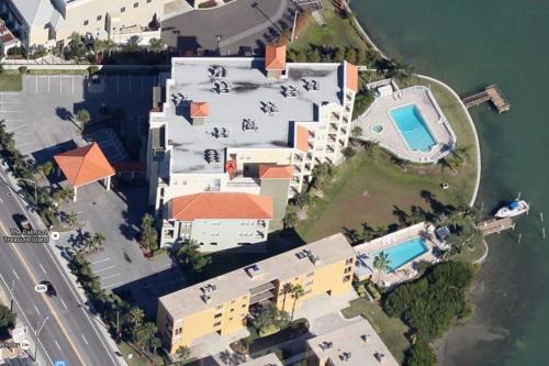 Palms Of Treasure Island 208