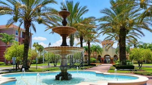 Apartamento Beautiful Lakeview Condo Wprivate Balcony