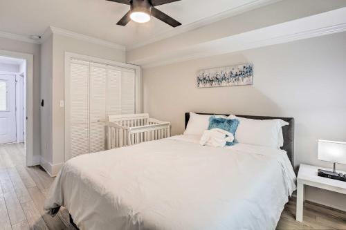 Updated Atlanta Home With Yard, Patio And Grill!