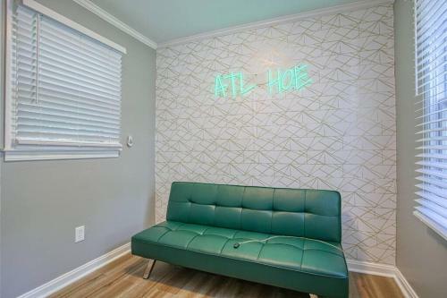 Amazing. 3bd 2ba +selfie Room. Close To Downtown Atl