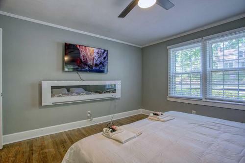 Amazing. 3bd 2ba +selfie Room. Close To Downtown Atl