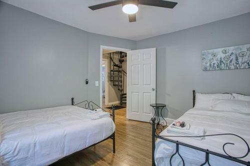 Amazing. 3bd 2ba +selfie Room. Close To Downtown Atl
