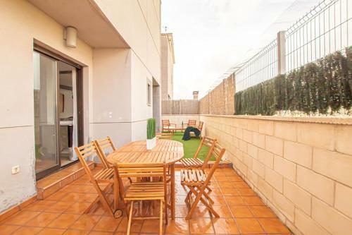 Agradable Casa Pareada En Miramar, Cerca Del Mar
