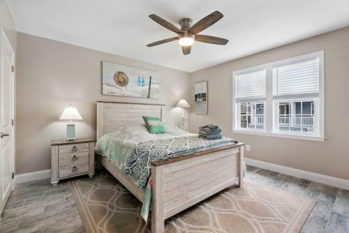 Radiant Beach Block Condo Parking Patio