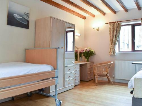 Scoresby Cottage - Uk34142