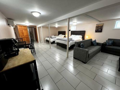 Apartamento Basement Apt Half Kitchen- Top Location Queens Nyc