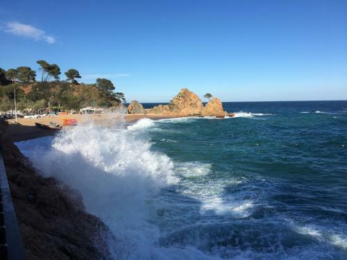 Apartamento Nice Flat 3 Mins From The Beach.